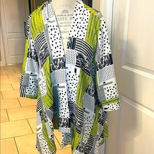 NWT Moonlight art to wear neon, green and black funky open front 3/4 sleeve Sm